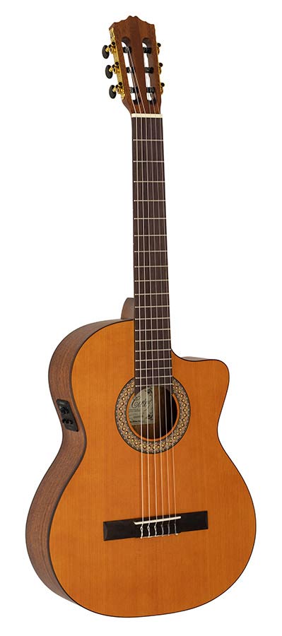 Salvador Cortez Luna CCE Chitarra classica amplificata a spalla mancante