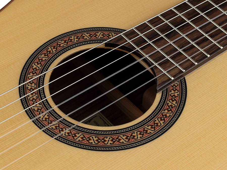 Salvador Cortez Lola S Chitarra classica da studio 4/4