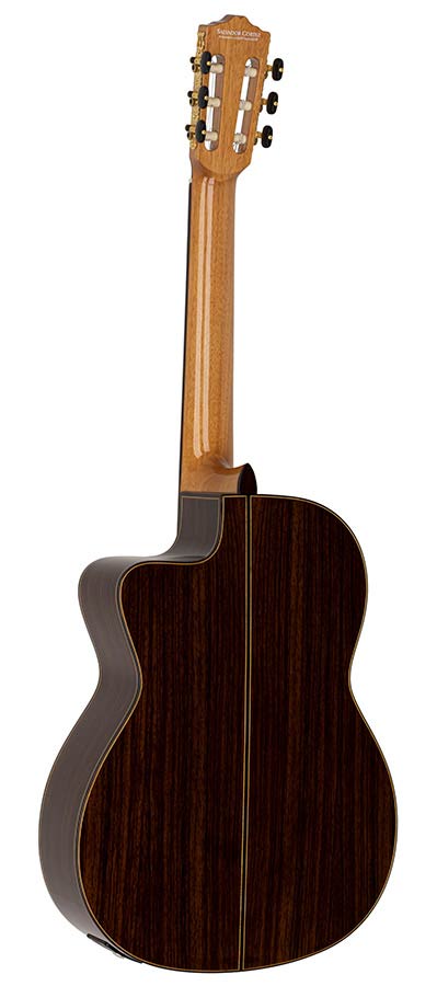 Salvador Cortez CS-60CE Chitarra Classica con Top in Abete Europeo Massello e Cutaway
