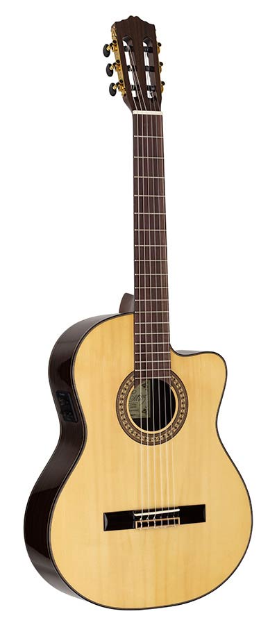 Salvador Cortez Ilsa SCE Chitarra classica amplificata a spalla mancante
